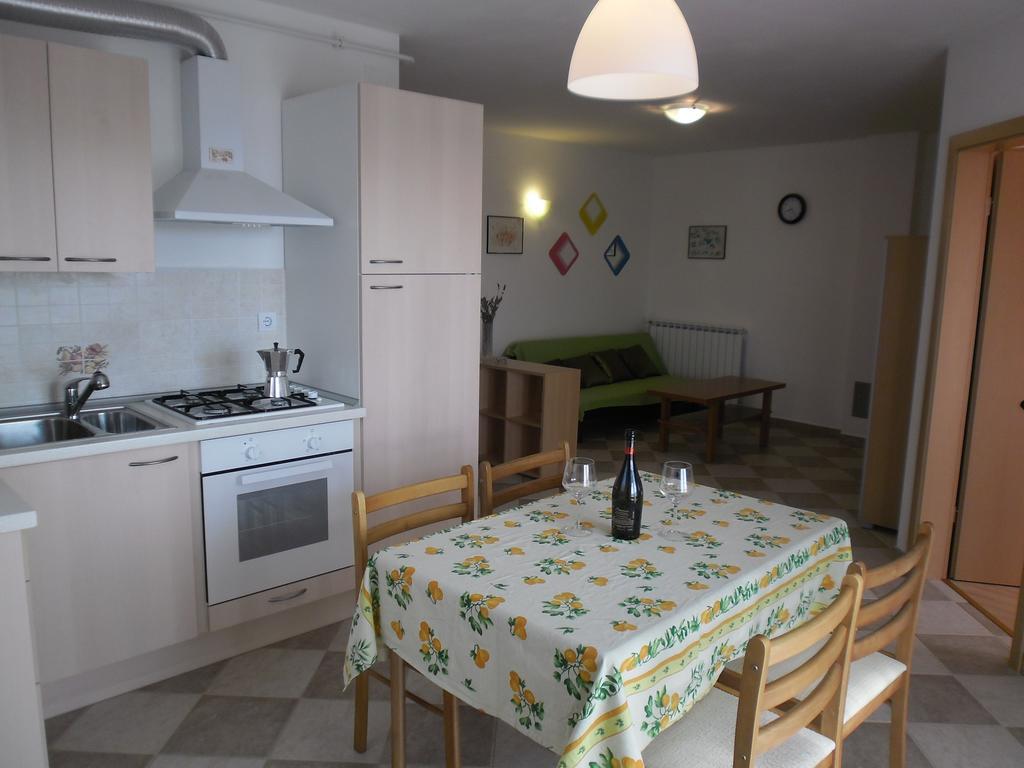 Apartments Mb Pula Kamer foto