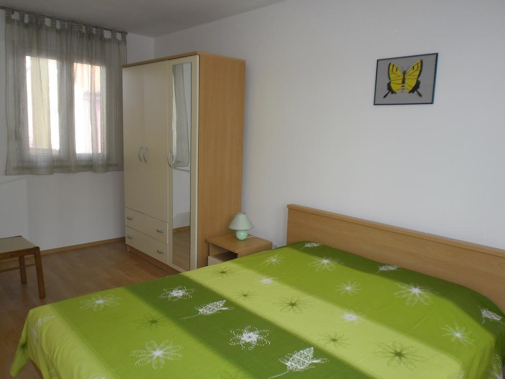 Apartments Mb Pula Kamer foto